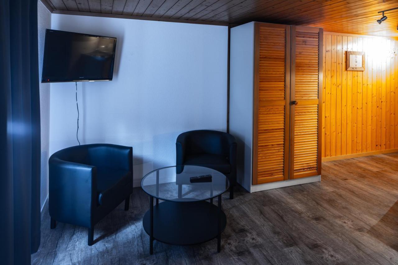Hotel Restaurant Simplon Frutigen Exterior foto